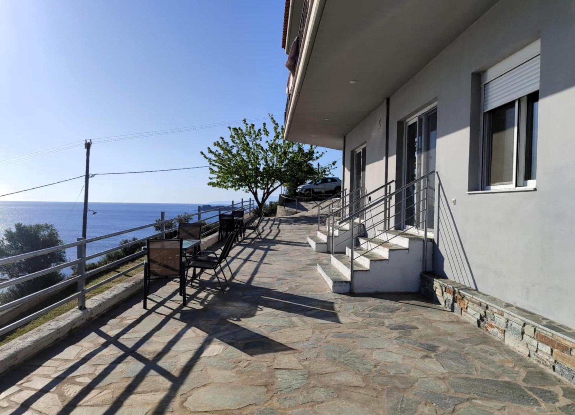 Aegean Beachfront Petriai ภายนอก รูปภาพ
