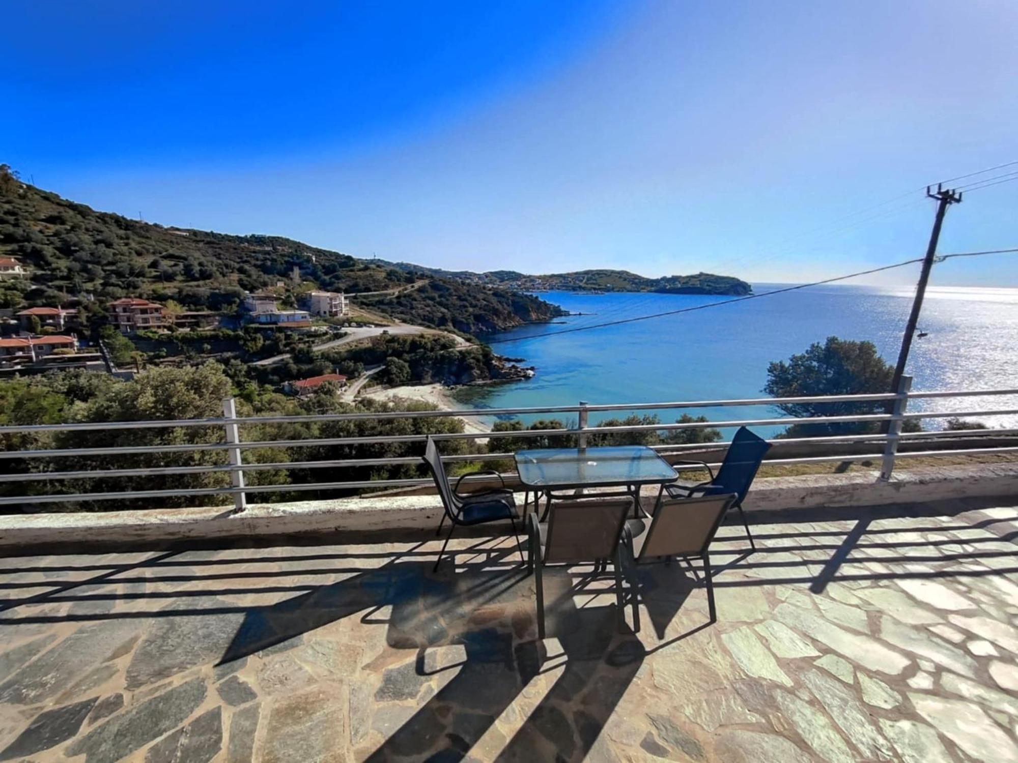 Aegean Beachfront Petriai ภายนอก รูปภาพ
